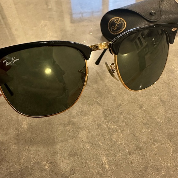 Ray Ban Clubmaster Classic Sunglasses - Picture 4 of 4
